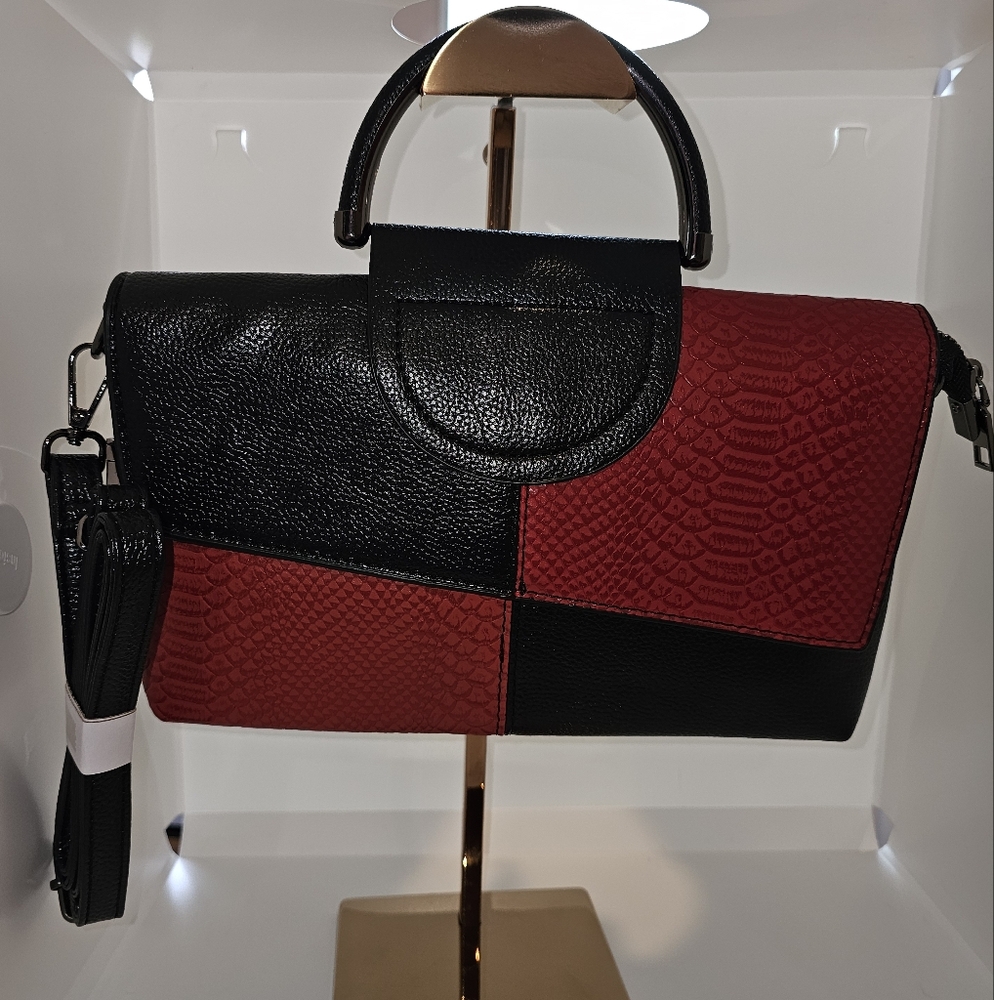 Elegant Red and Black Handbag With Crossbody Strap